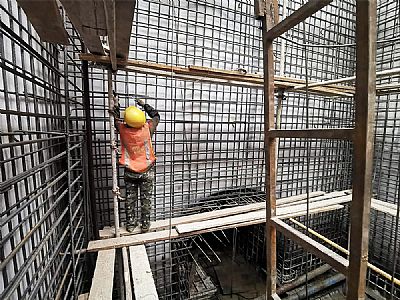 建筑鋼絲網應用于隧道內作為安全網